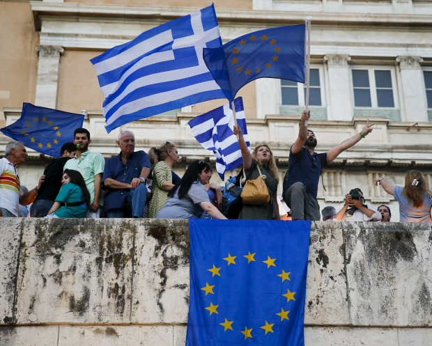 В Греции продолжается эйфория: проезд в транспорте будет бесплатным еще неделю