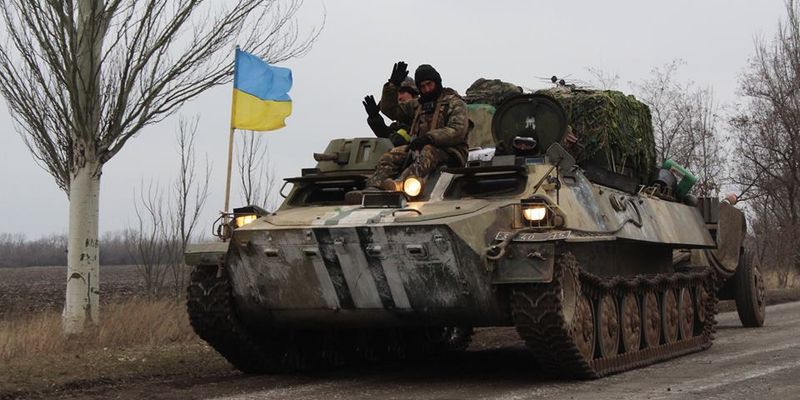 Размазнин: Украина приостановила отвод техники