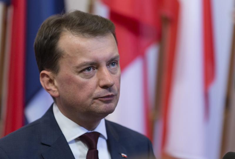 Министр обороны Польши Блащак: "Армия России теперь уже официально напала на Украину"