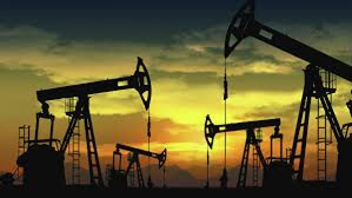 Переговоры не помогли: цены на нефть снова упали на фоне сделки ОПЕК+ 