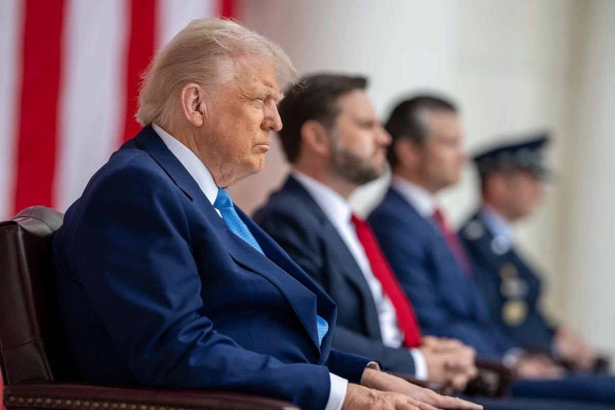 Трамп в очередной раз изменил риторику в адрес Путина и заговорил об уважении