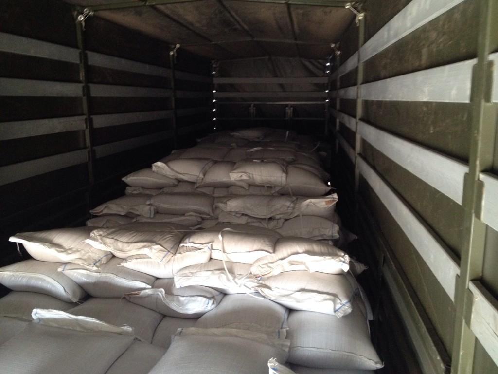 Украинские спасатели доставили в Луганскую область еще 35 тонн гуманитарки 