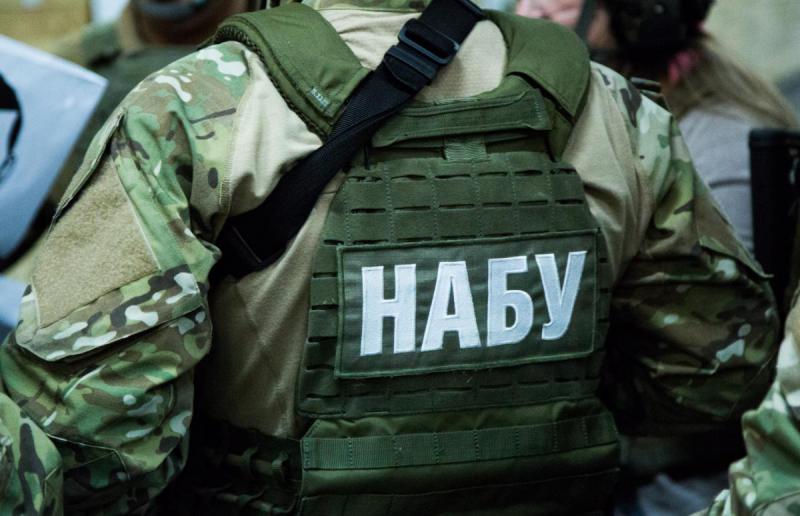 Детективы НАБУ пришли с обыском в Окружной админсуд Киева: подробности происшествия
