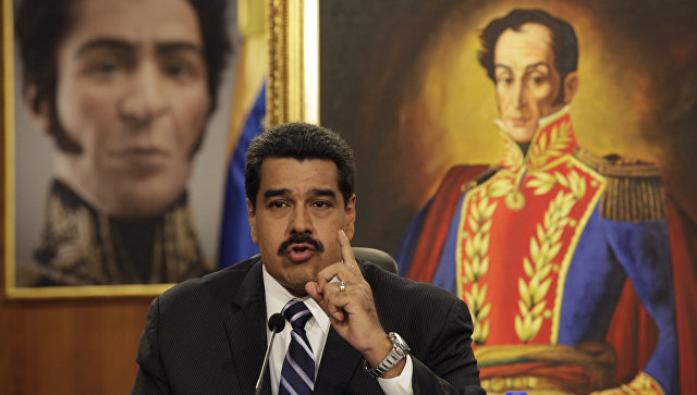 Друг Путина Мадуро останется на своем посту: Верховный суд Венесуэлы не позволил отправить его в отставку