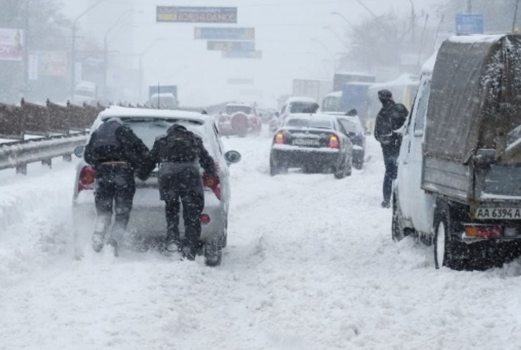 Украину в первый день весны накрыли сразу два ледяных циклона: синоптики предупредили о сильнейших снегопадах и похолодании 