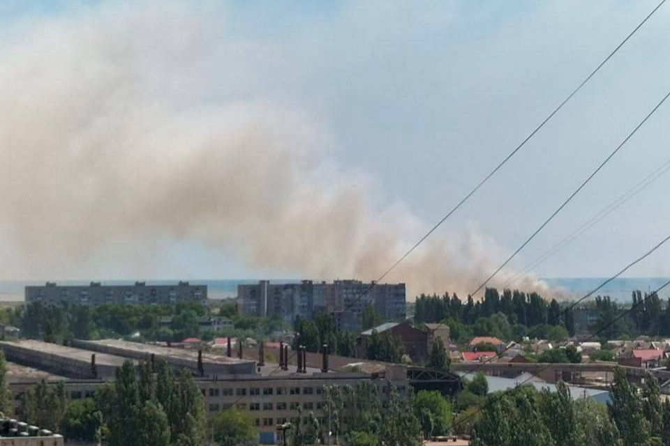 ​Тыл ВС РФ пылает: мощные взрывы в порту Бердянска и под Урзуфом
