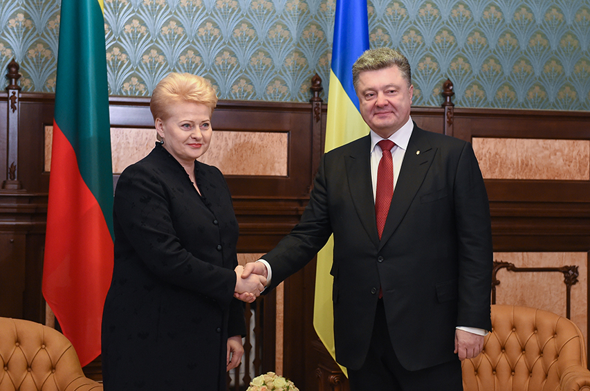 Лидер Литвы Даля Грибаускайте в очередной раз поддержала Киев: "Крым - это Украина!"
