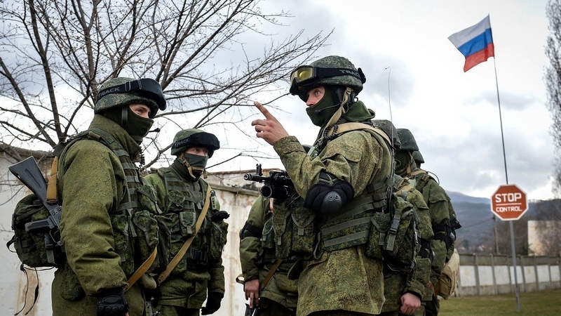 Time: Путин готов ввести на оккупированный Донбасс временную администрацию. По Крыму уступок не будет - подробности