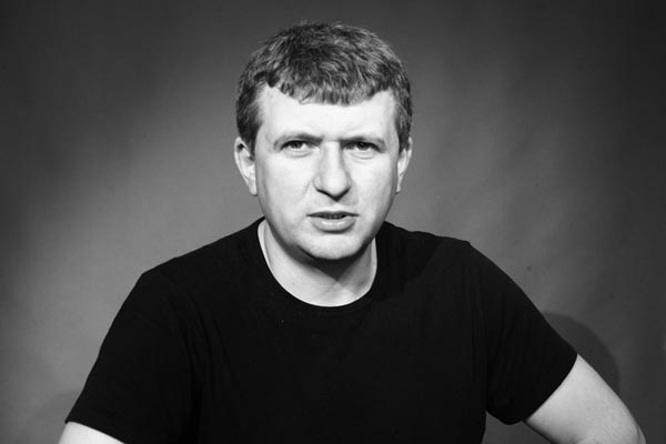 Юрий Романенко. "Пилила власть олигархов, а народ все годы выживал"