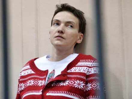 Савченко встретилась с сестрой: семейные узы заставили летчицу согласиться на капельницы до 20 апреля