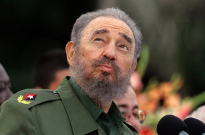 Похороны диктатора: в сети появились фото траурного кортежа на Кубе