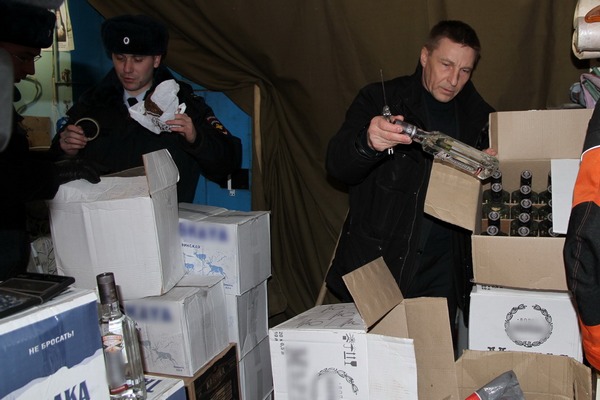 АТЦ: российские боевики массово отравились в Донбассе алкогольным суррогатом