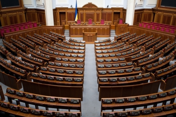 В коалиционное большинство Веховной Рады войдет 306 депутатов