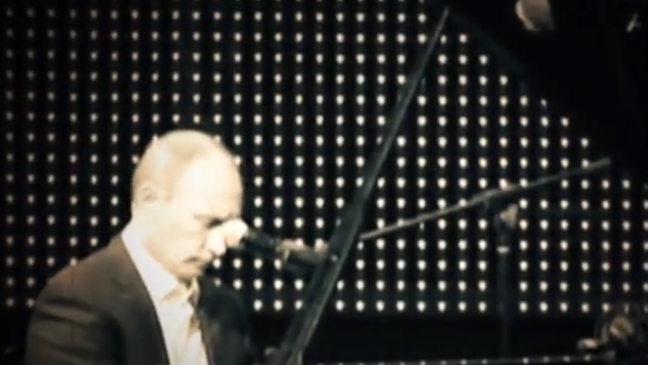 Happy Birthday, миссис президент! Сеть взорвали видеокадры, на которых Путин "поздравляет" Собчак с днем рождения