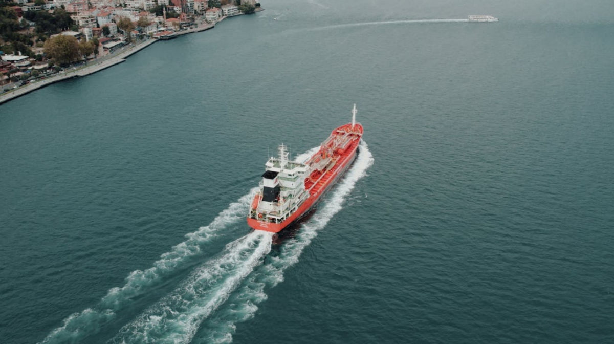 Война в Иране вернула интерес Китая и Индии к российской нефти – Reuters