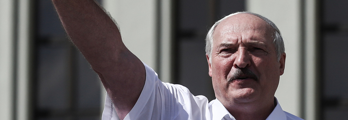 Бюджетников Беларуси учат "кричалкам" за Лукашенко - кадры облетели Сеть 