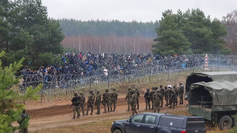 В Германии предлагают разместить тысячи беженцев на границе Польши в Украине