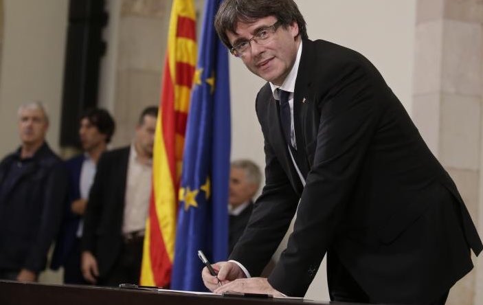 Битва за Каталонию: Мадрид может пойти на хитрый политический шаг - СМИ