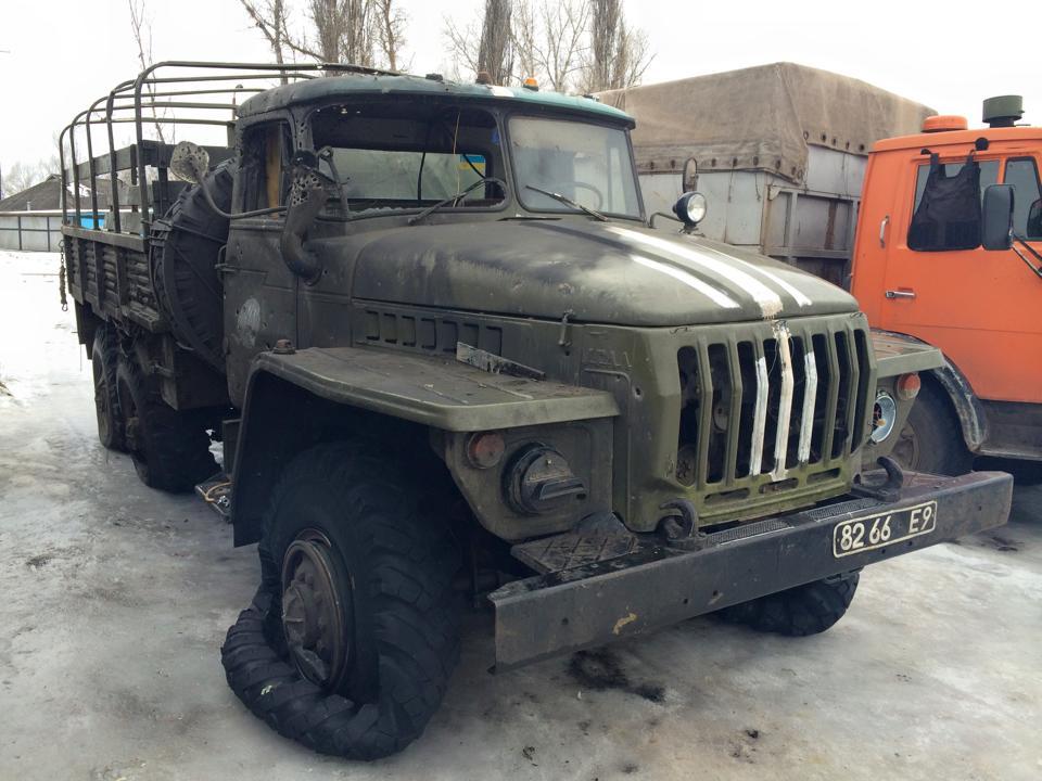 Близ Авдеевки на фугасе подорвался грузовик с военными: трое солдат получили ранения 