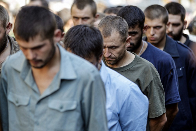 Неравнозначный обмен. Ополченцы Донбасса и представители Киева обменялись пленными по формуле "30 на 60"