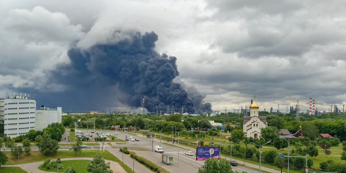 Прямо сейчас украинские БПЛА прорывают ПВО РФ и атакуют Москву