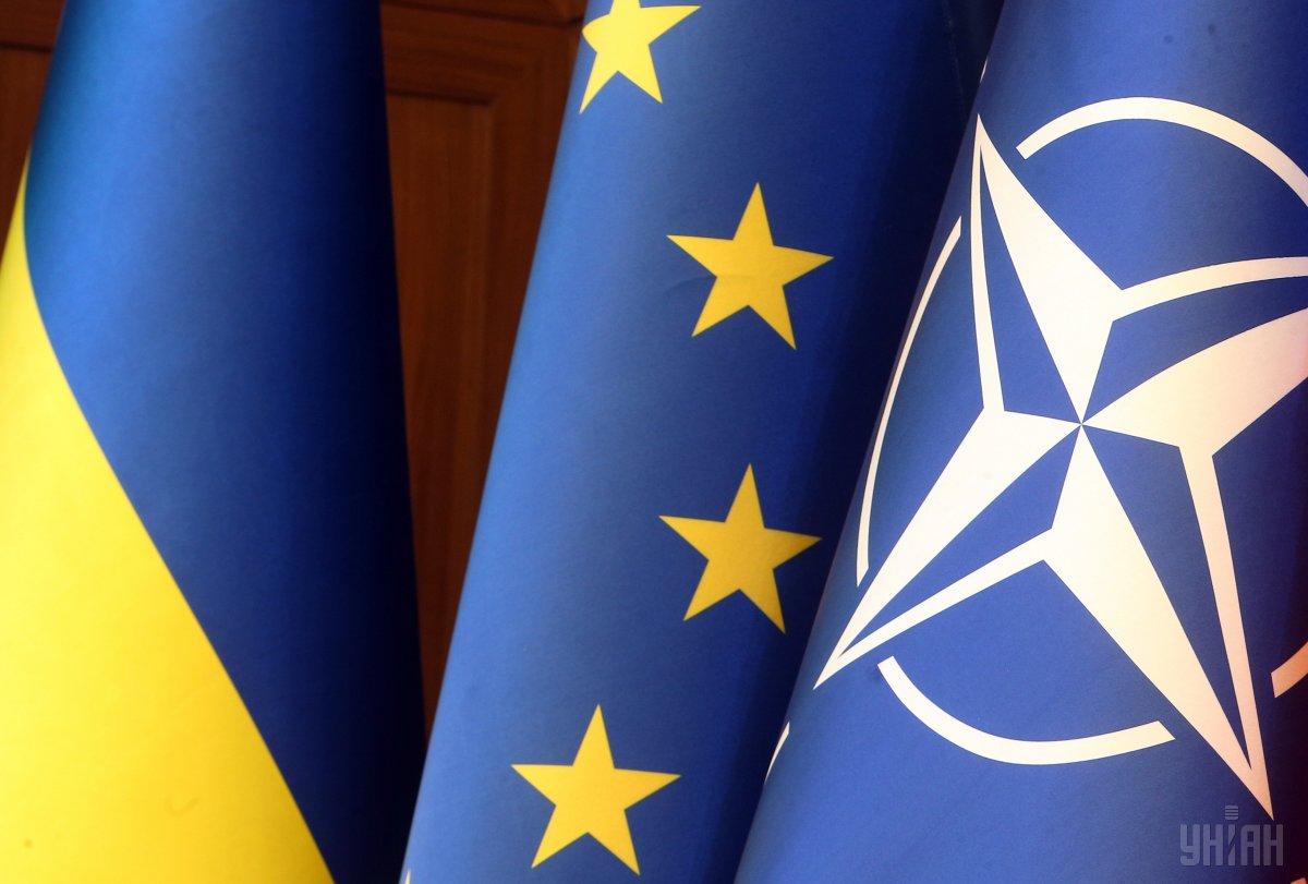 Стало известно, насколько сильно украинцы хотят вступления в ЕС и НАТО: всеукраинский опрос