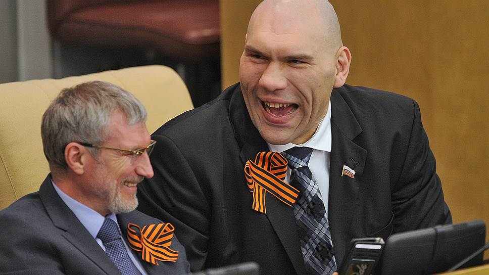 Дума под замком: в России для "нелояльных" закрывают доступ в парламент