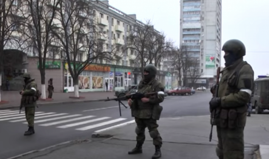 России нужно, чтобы "ЛНР" была контролируемой - эксперт рассказал, сколько времени продлится "переворот" в Луганске
