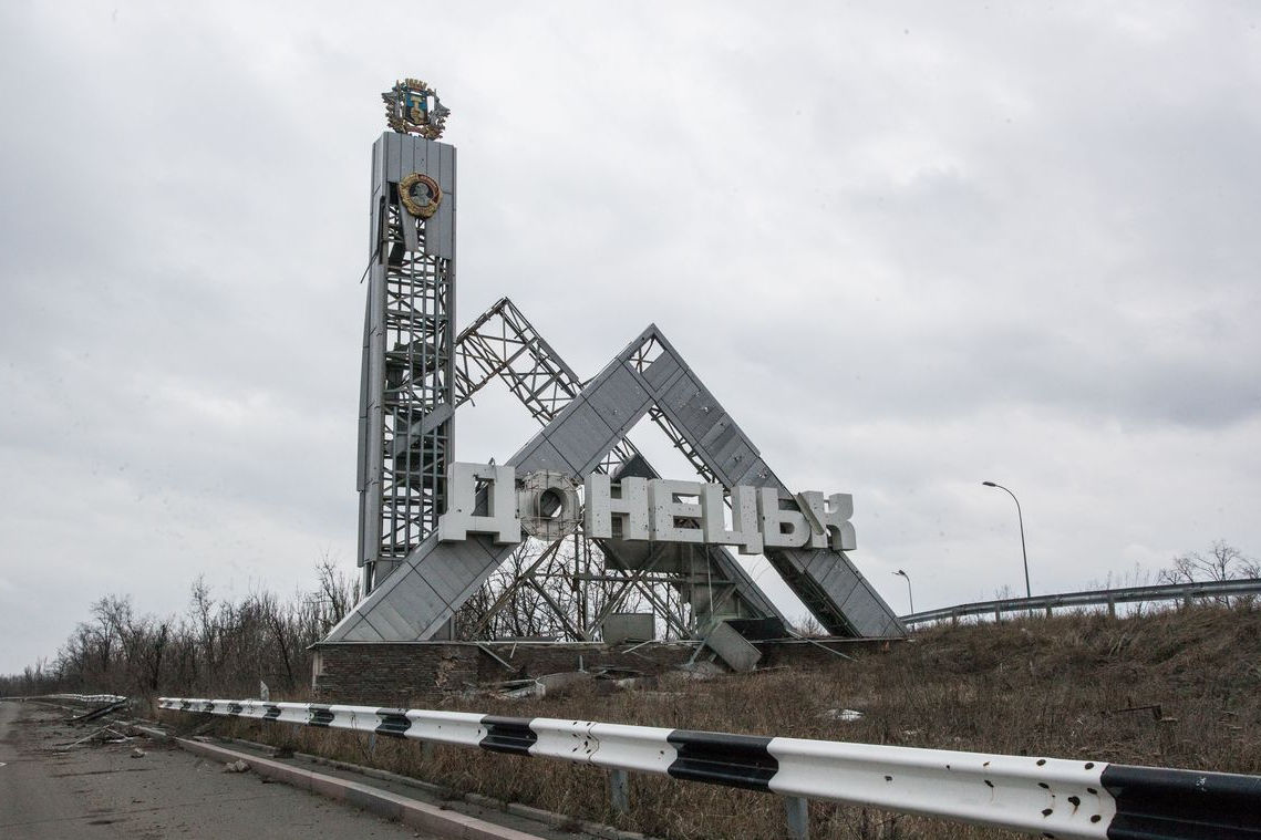 В Донецке внезапно объявили тревогу, по всему городу патрули “МГБ”: Кабакаев сообщил о необычной активности террористов