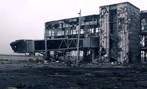 "Правый сектор": у сепаратистов 7 погибших в аэропорту Донецка, уничтожен пикап с "Утесом"
