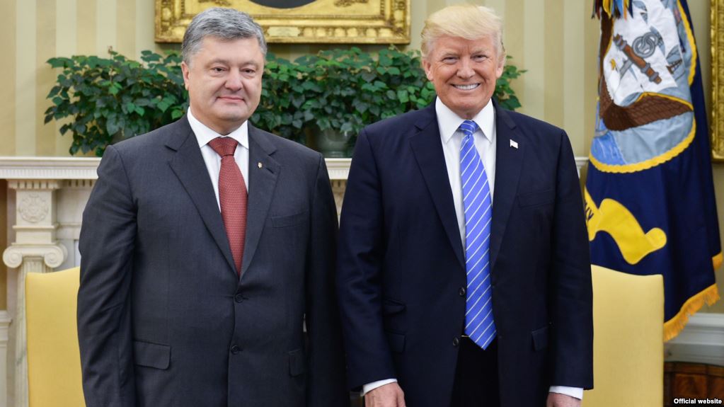 Белый дом раскрыл подробности переговоров лидеров США и Украины: стало известно точное время и место встречи Трампа и Порошенко