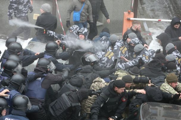 Суд над мэром Одессы: правоохранители задержали народного героя, прошедшего Иловайск 