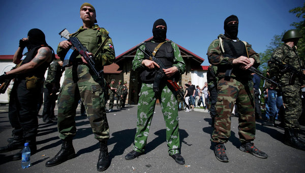 Тымчук: в районе Докучаевска обостряется конфликт между местными боевиками