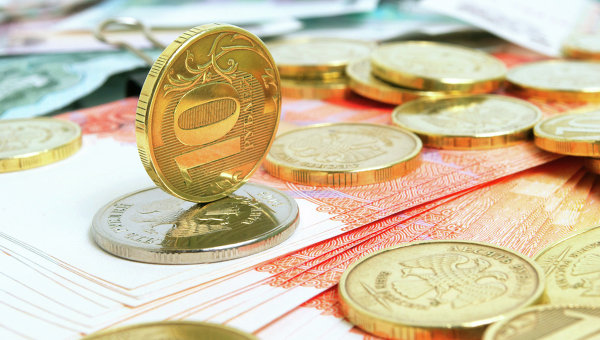 В Азербайджане обменные пункты "бойкотируют" российскую валюту из-за ее обвала