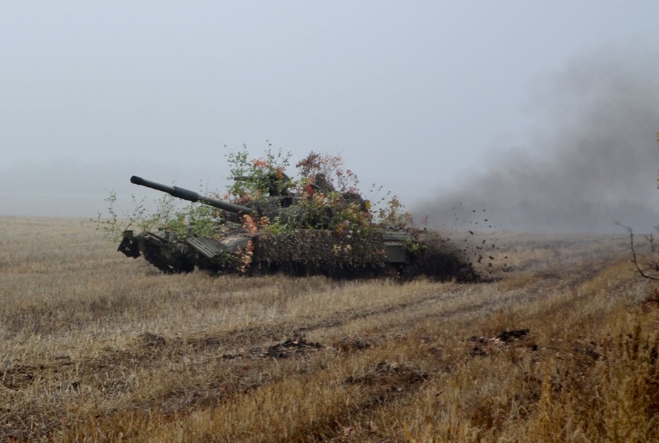 Танкисты ВСУ отбили "атаку" врага в ООС: появились мощные фото