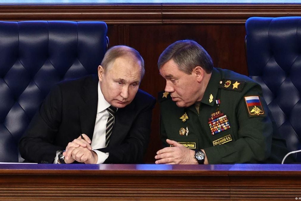 В Z-среде признали провал кадровой политики Кремля: "Там Мадяр и Драпатый, у нас - Герасимов"