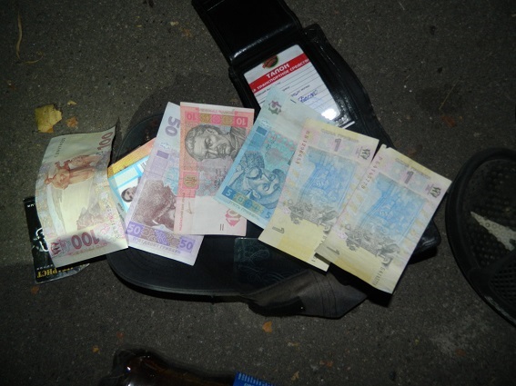 Ограбление в Киеве: студент с топором напал на девушку