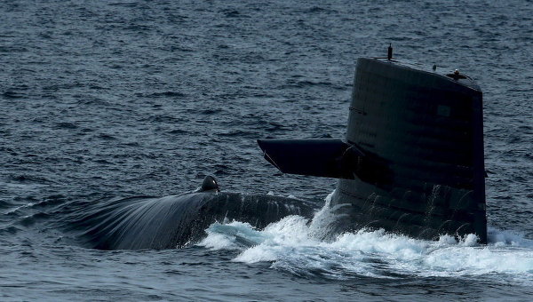 ЧП у побережья Вашингтона: атомная подлодка USS Louisiana врезалась в корабль снабжения ВМС США