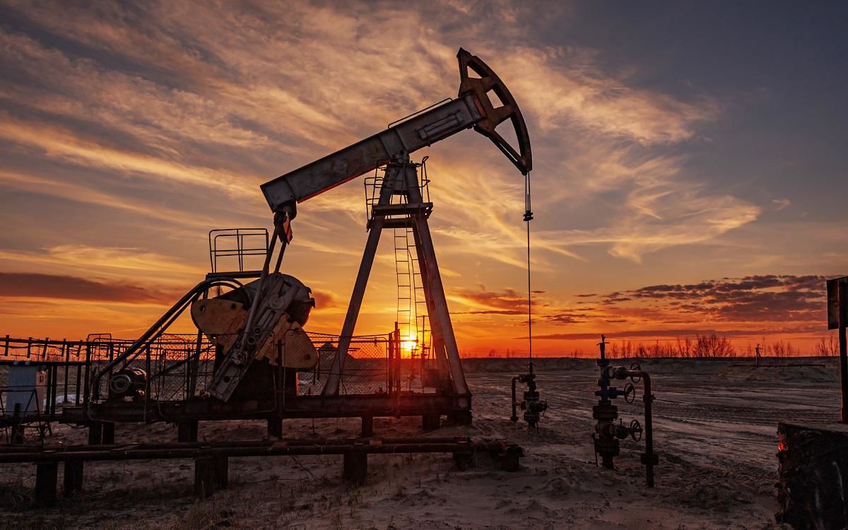 Ціни на нафту падають: експерти назвали головні причини, опубліковано графік