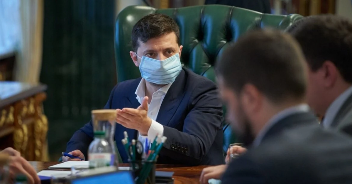 Зеленский выступил с призывом к гражданам: "Не забывайте: коронавирус никуда не ушел"