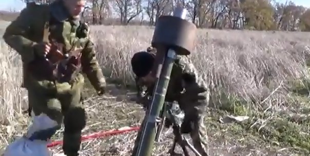 ​В ДНР показали, как испытывали мощный миномет с глушителем собственного производства