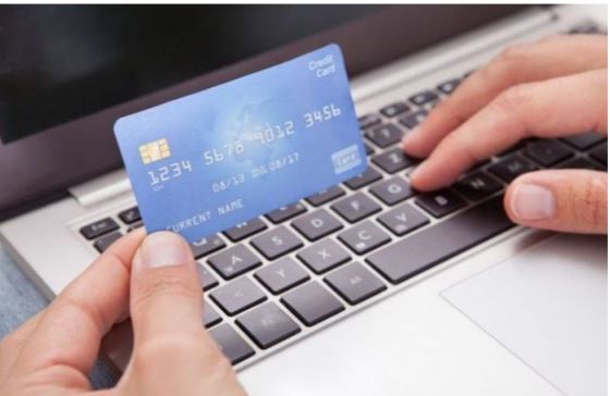 Деньги до зарплаты: какие варианты доступны украинцам? 