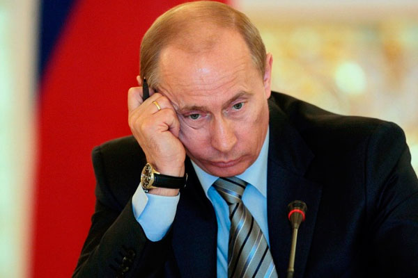 Путин снова под сокрушительным ударом: S&P  подтвердило "мусорные" рейтинги России