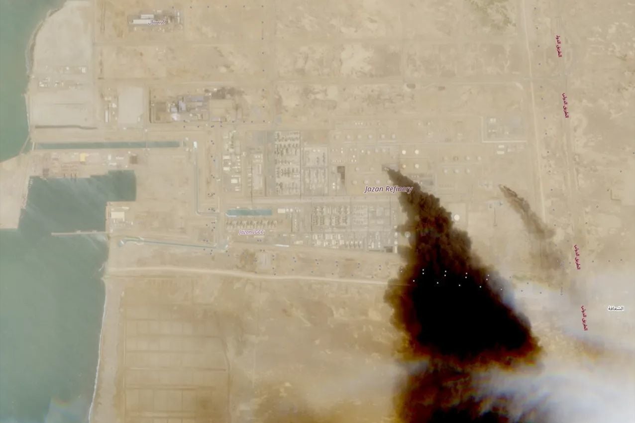 ​Хуситы ударили по НПЗ Saudi Aramco, пожар видно из космоса – Bloomberg