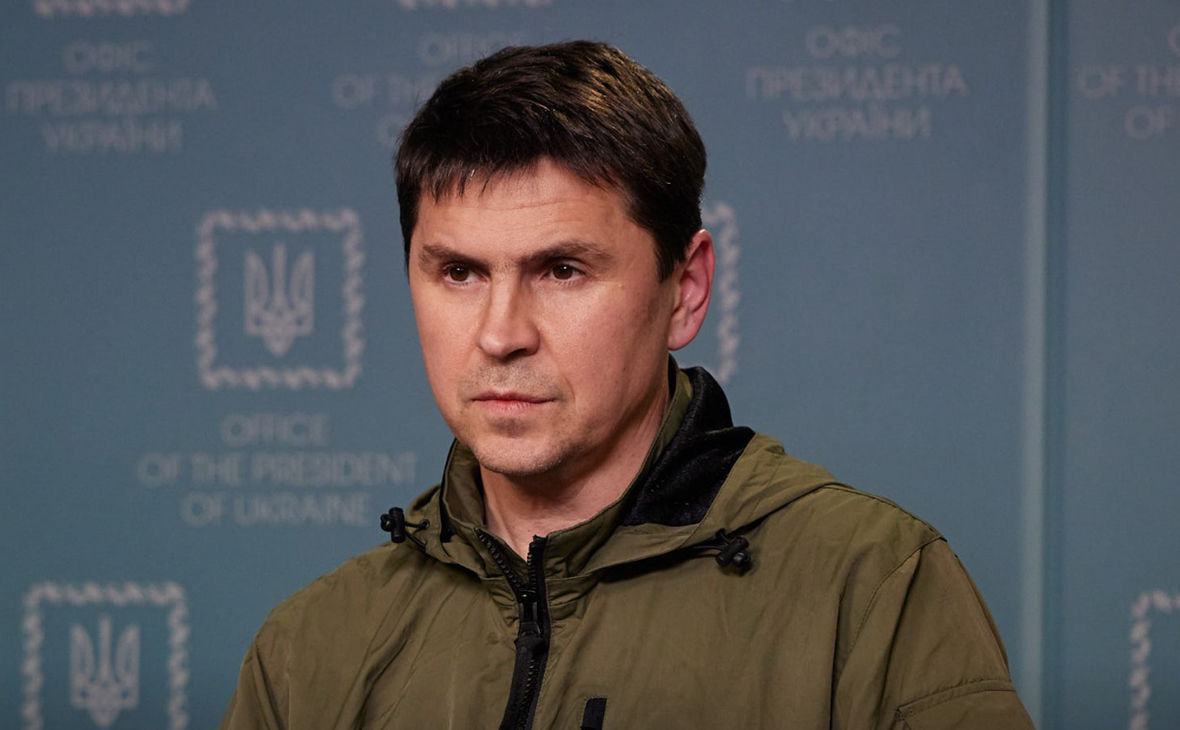 ​Подоляк заговорил о переносе войны на территорию РФ: "Мир это право Украины признает"