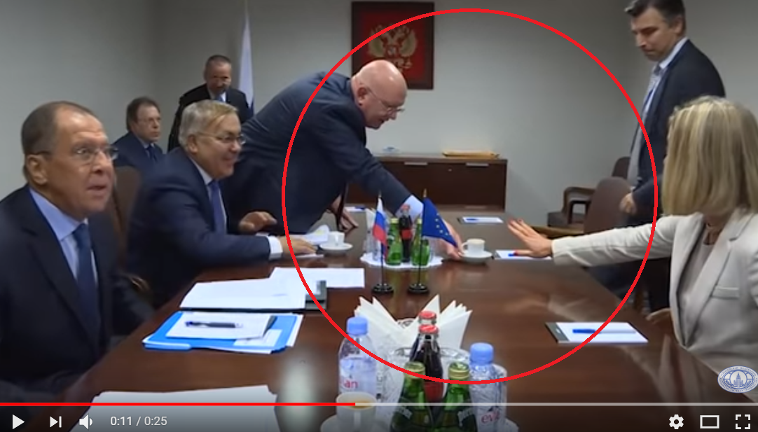 Попытка отравить провалилась: Сеть взорвало видео, как Могерини отказалась пить кофе россиян в ООН