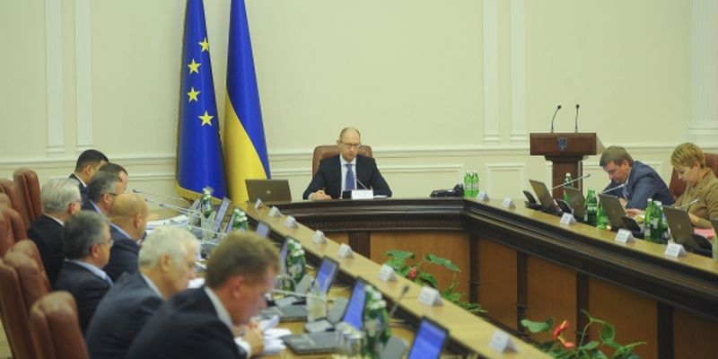 ​Сегодня правительство Яценюка проведет первое в 2015 году заседание