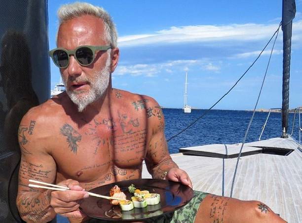 Любимчик кремлевских СМИ, "танцующий миллионер" Джанлука Вакки остался "ни с чем": суд арестовал многомиллионное имущество "звезды Инстаграма" за долги