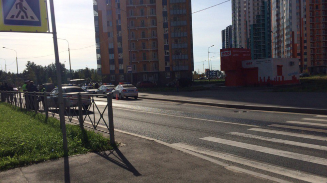 В Питере автомобиль путинских росгвардейцев сбил трехлетнего ребенка 