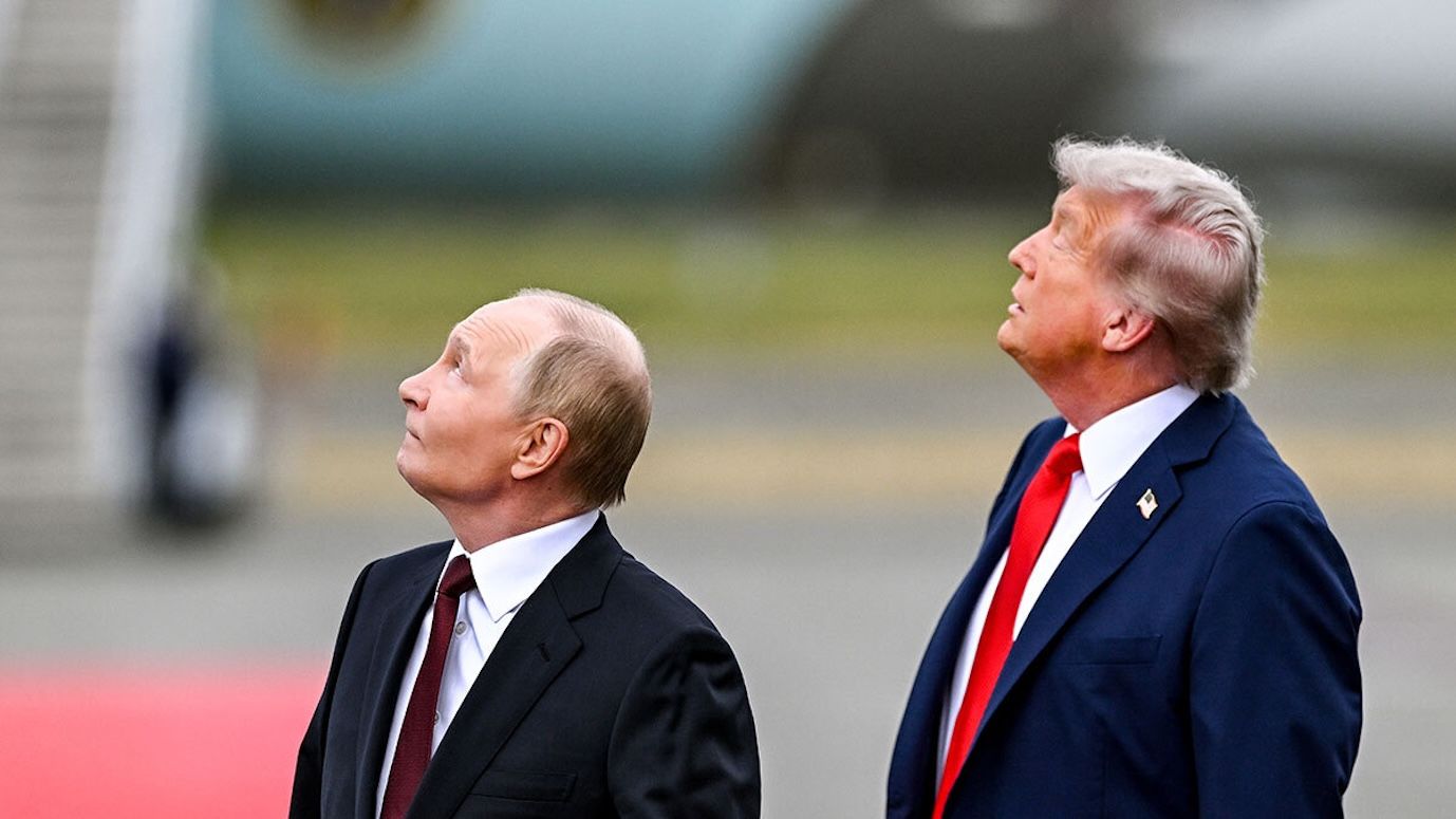 Bloomberg узнал, какие требования по Украине Путин выдвинул Трампу на Аляске